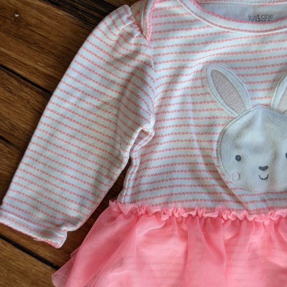 2 infant footie pajama playsuits - Picture 2 of 8